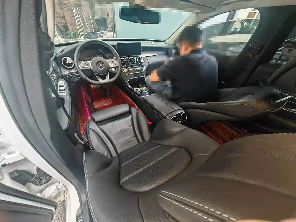 Mercedes-Benz C-Class — миниатюра 4