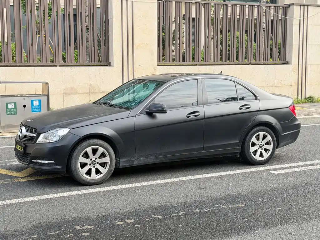 Mercedes-Benz C-Class — миниатюра 9