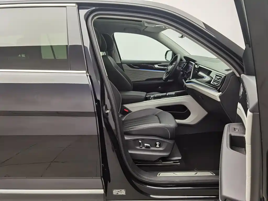 Volkswagen Teramont — миниатюра 23