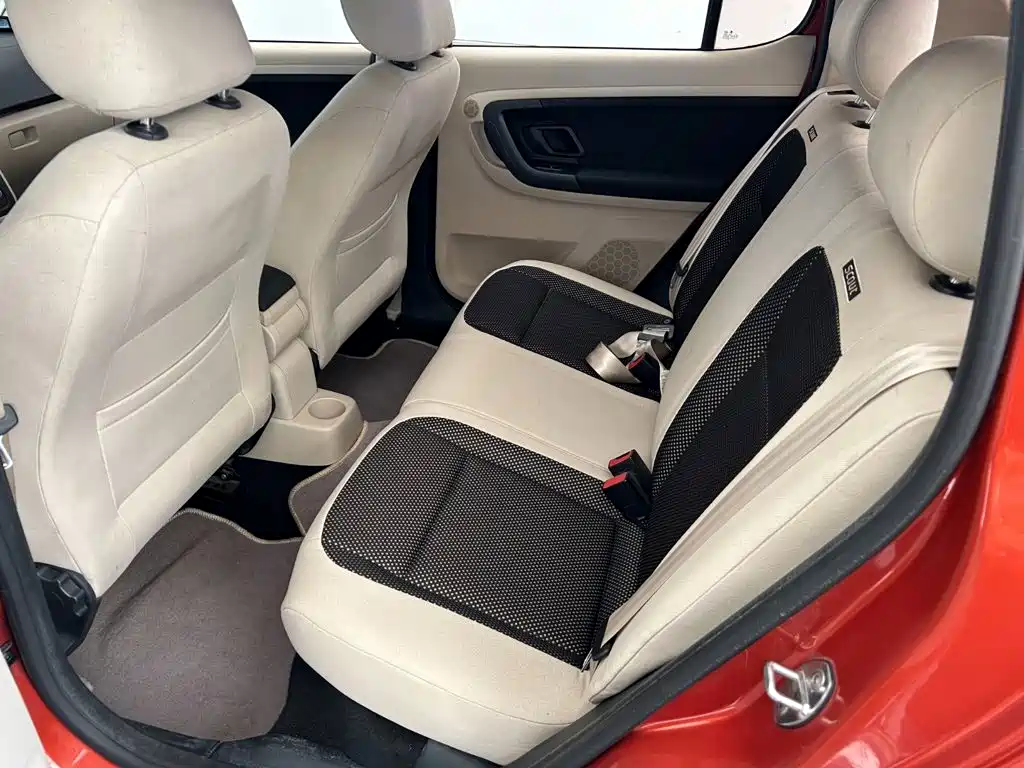 Skoda Fabia — миниатюра 7