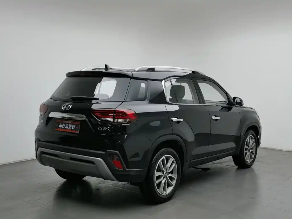 Hyundai ix35 — миниатюра 2
