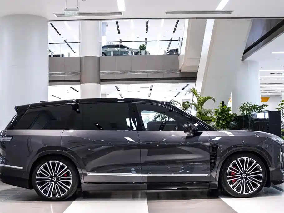 NIO ES8 — миниатюра 15