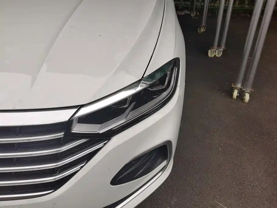 Volkswagen Lavida — миниатюра 5
