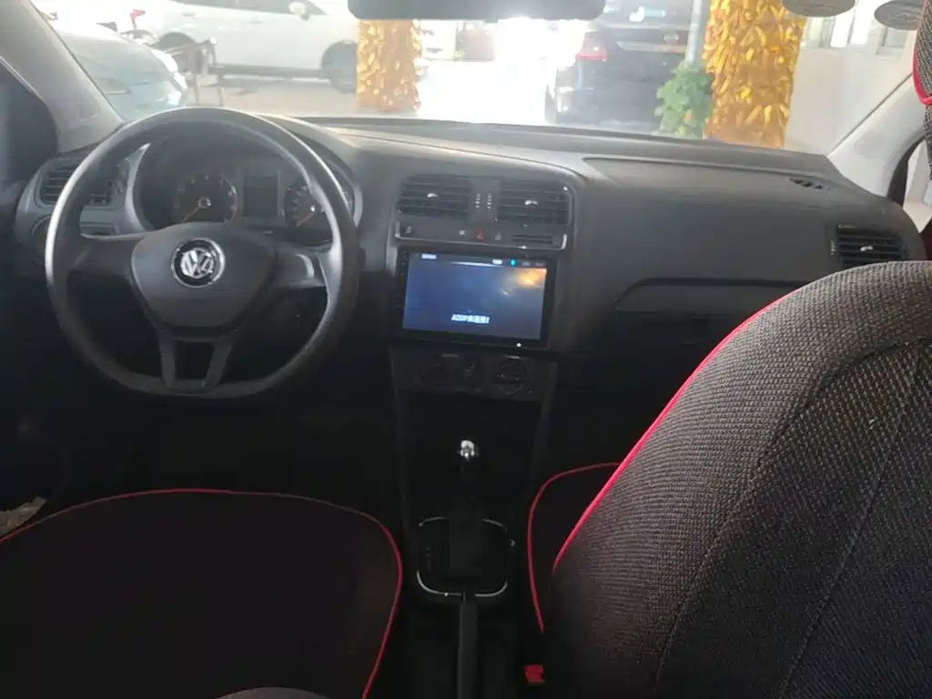 Volkswagen Polo — миниатюра 10