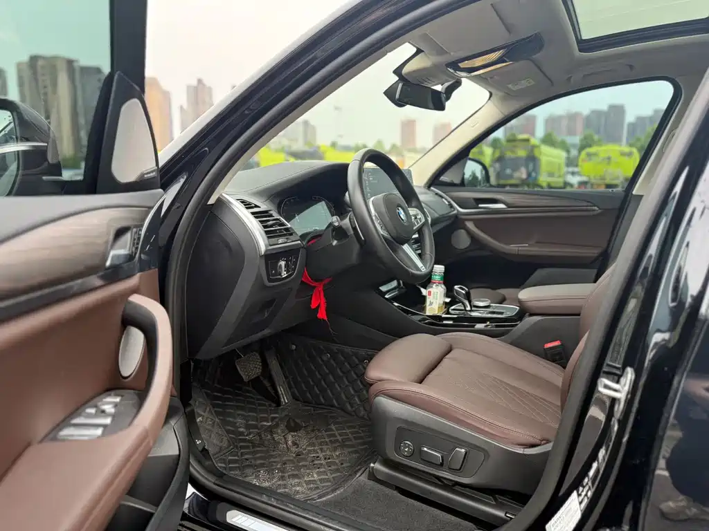 BMW X3 — миниатюра 4