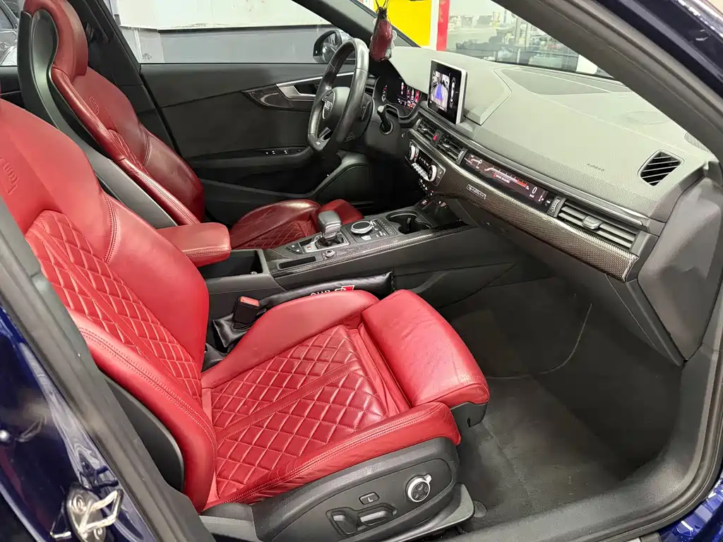 Audi S4 — миниатюра 12