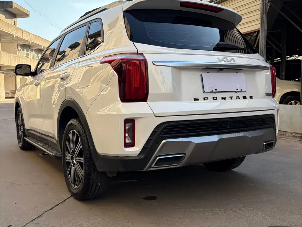 Kia Sportage - фото 13