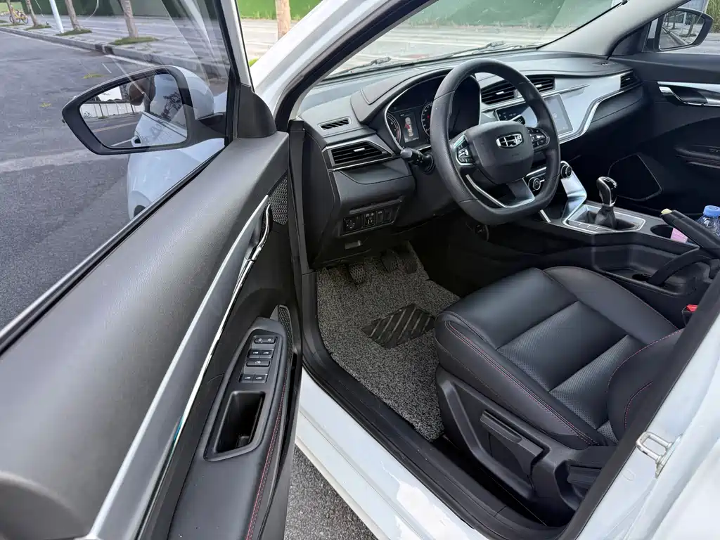 Geely Binrui — миниатюра 5