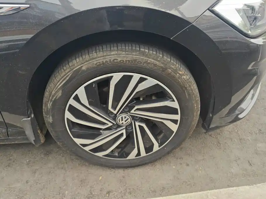 Volkswagen Sagitar — миниатюра 6