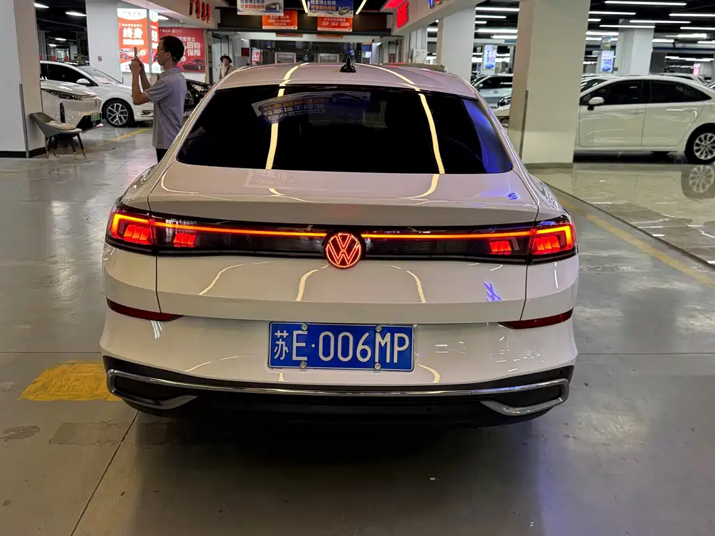Volkswagen Lamando — миниатюра 7