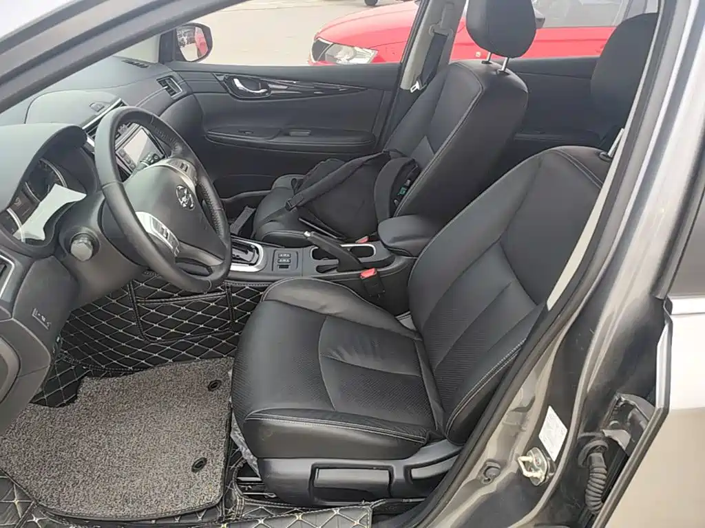 Nissan Tiida — миниатюра 15