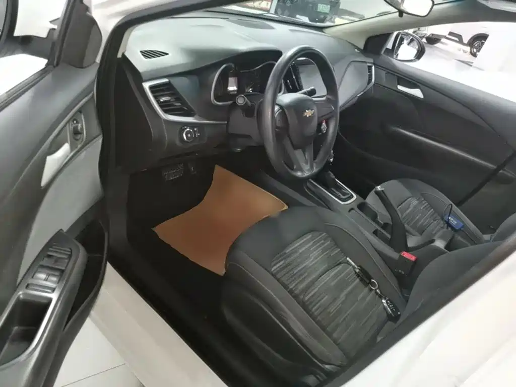 Chevrolet Cavalier — миниатюра 16