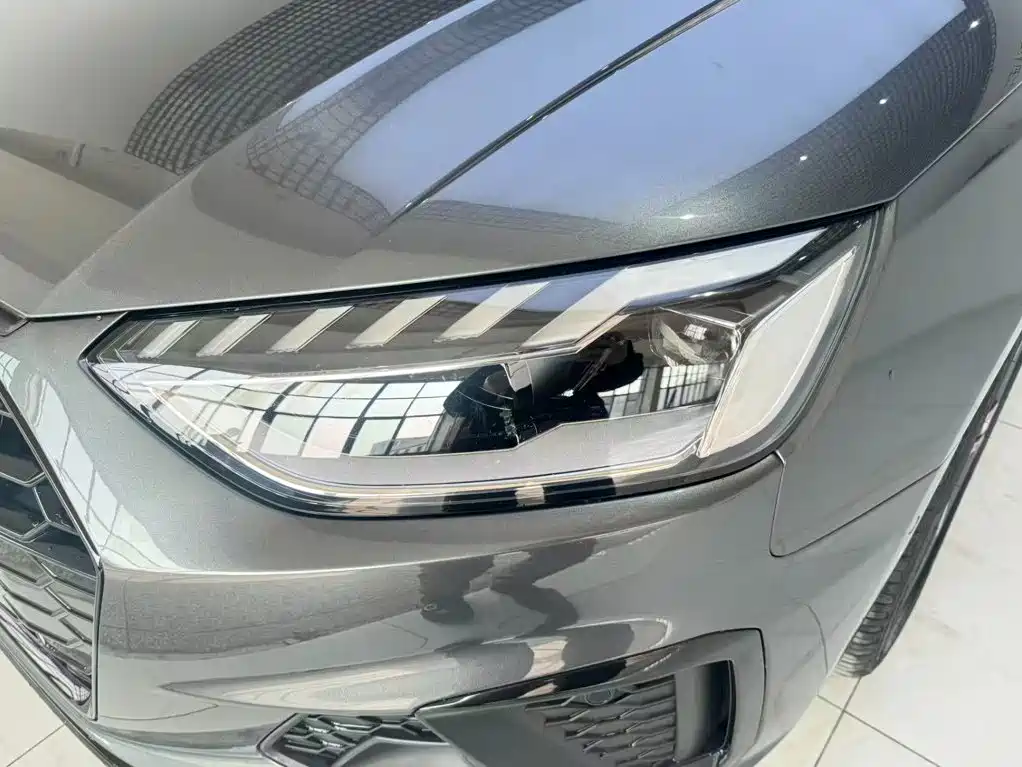 Audi A4L — миниатюра 11