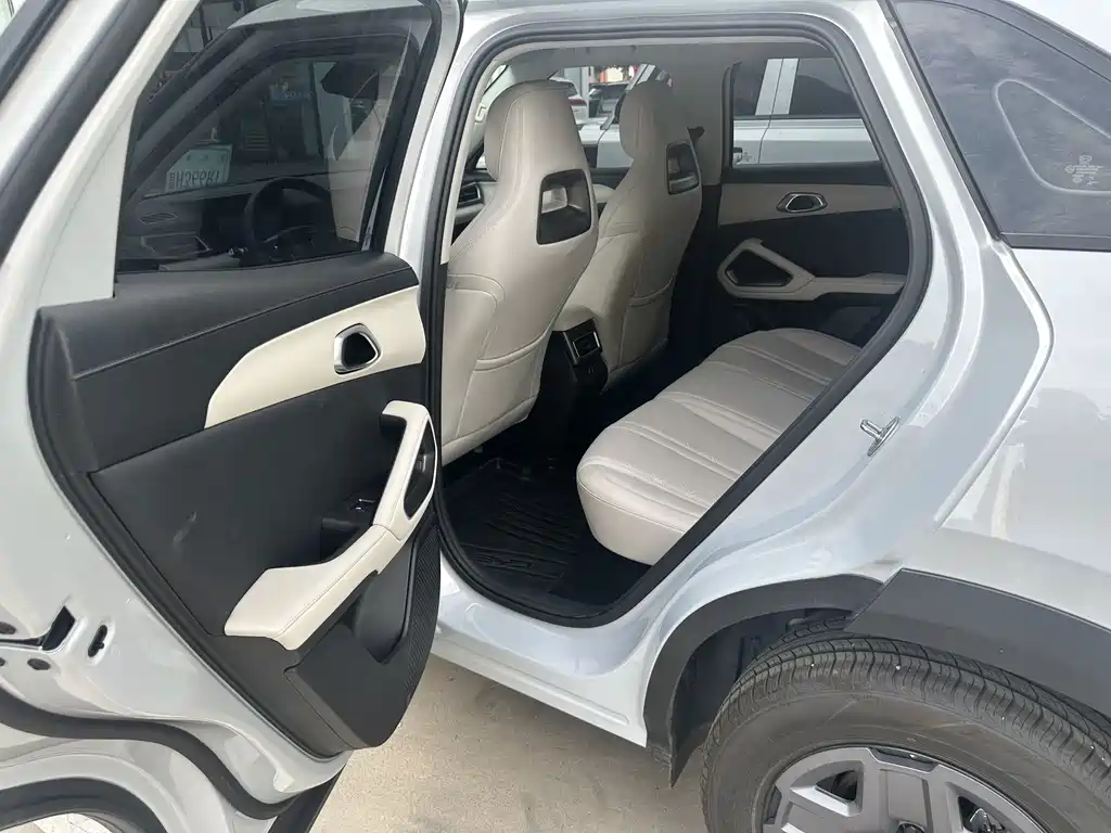 BYD Yuan UP — миниатюра 6