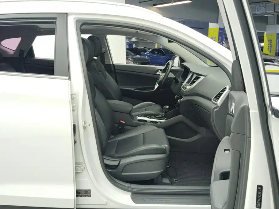 Hyundai Tucson — миниатюра 8