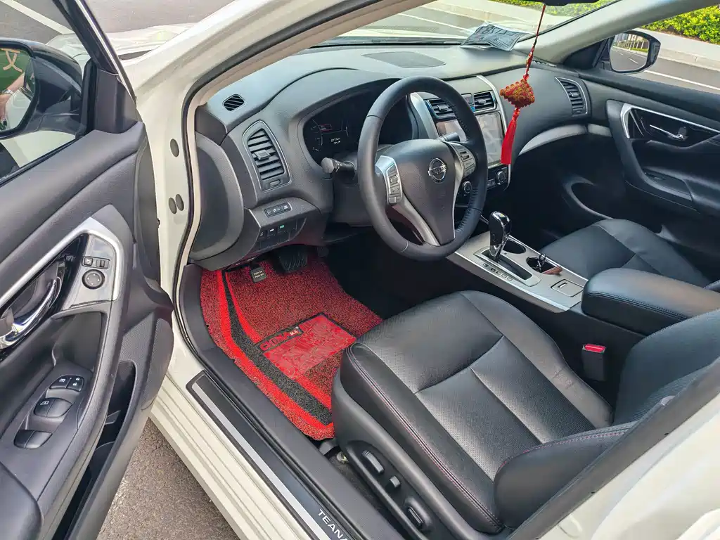 Nissan Teana — миниатюра 10