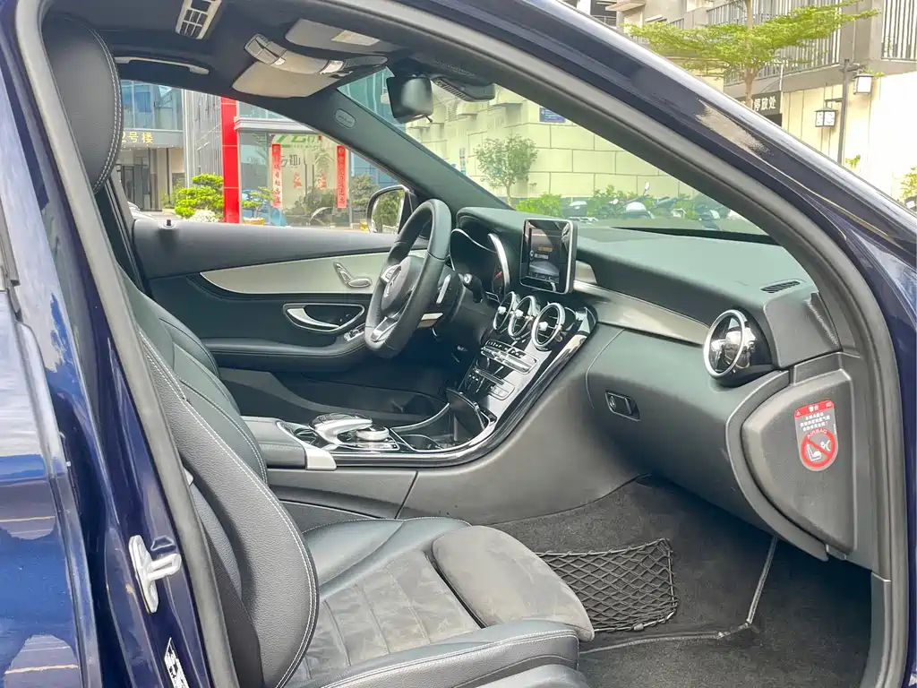 Mercedes-Benz C-Class — миниатюра 20