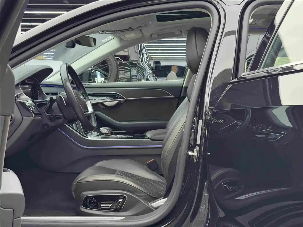 Audi A8 — миниатюра 8