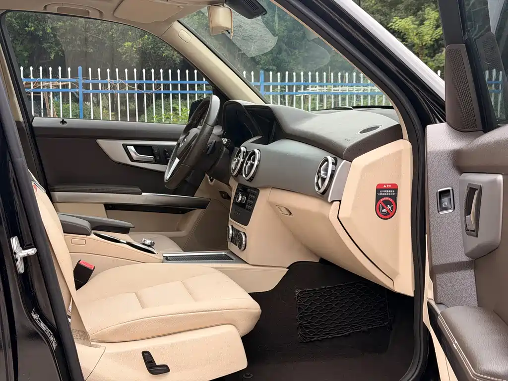 Mercedes-Benz GLK-Class — миниатюра 12