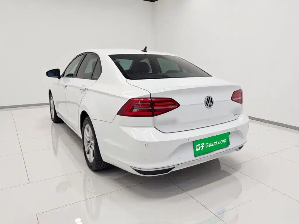 Volkswagen Lamando — миниатюра 4