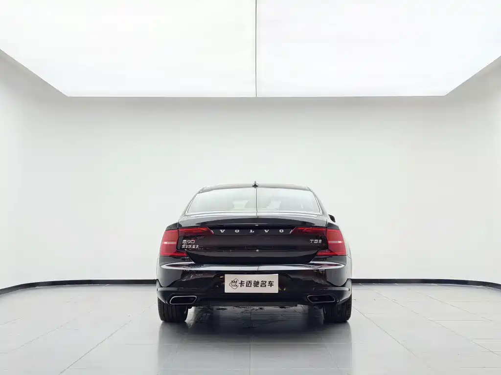 Volvo S90 — миниатюра 6