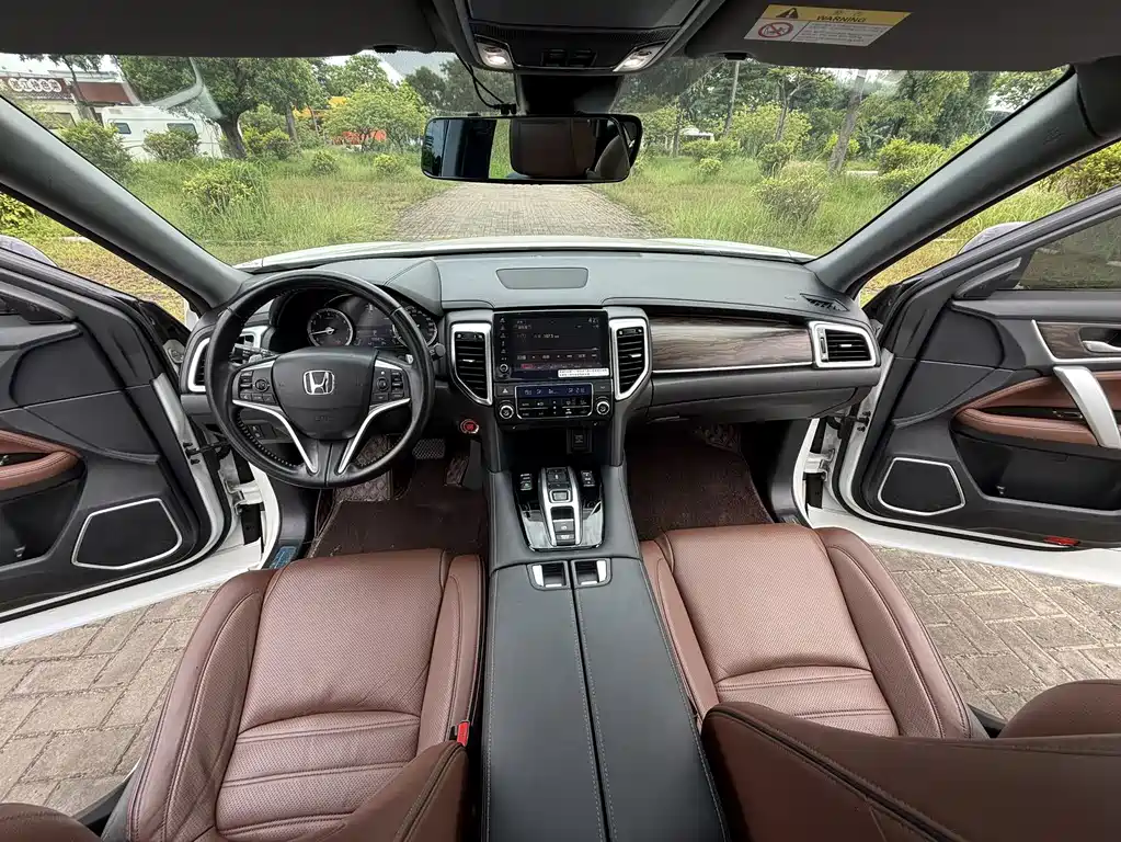 Honda UR-V — миниатюра 7