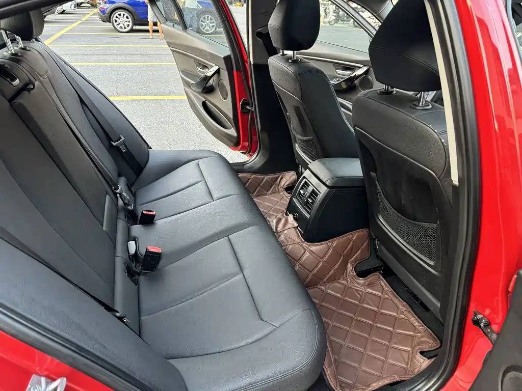 BMW 3 Series — миниатюра 12