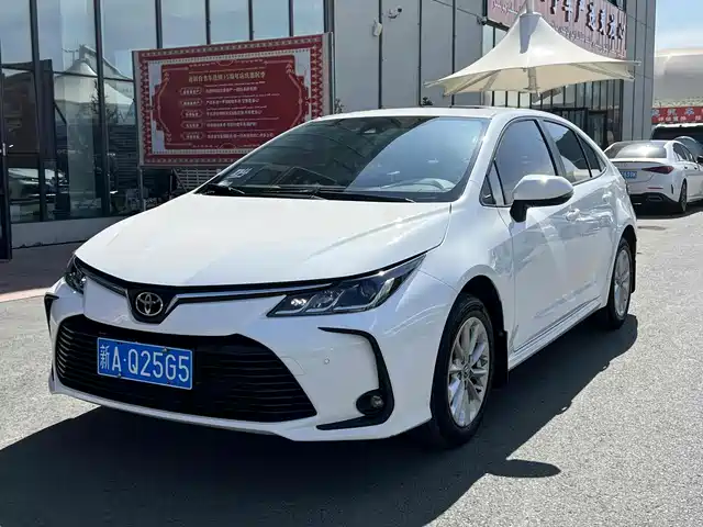 TOYOTA COROLLA 2023