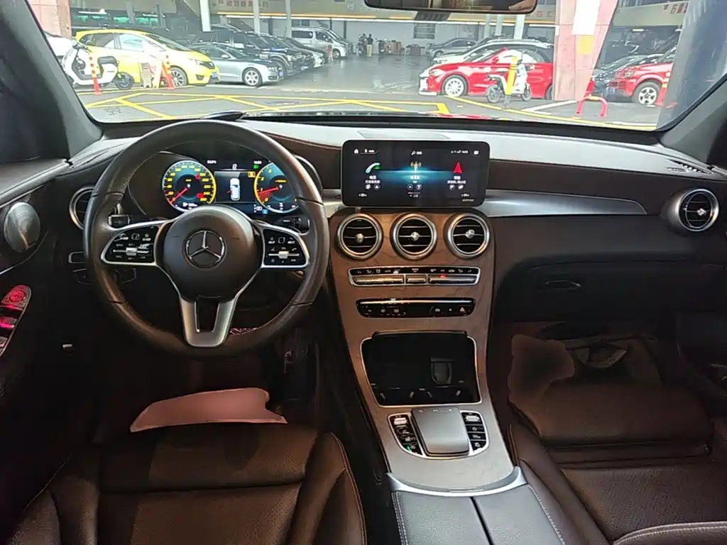 Mercedes-Benz GLC — миниатюра 10