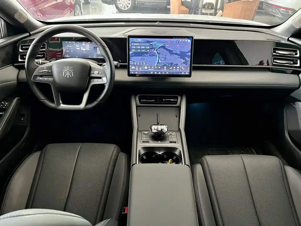 BYD Qin L L 2025 DM-i Smart Drive 120KM Lead