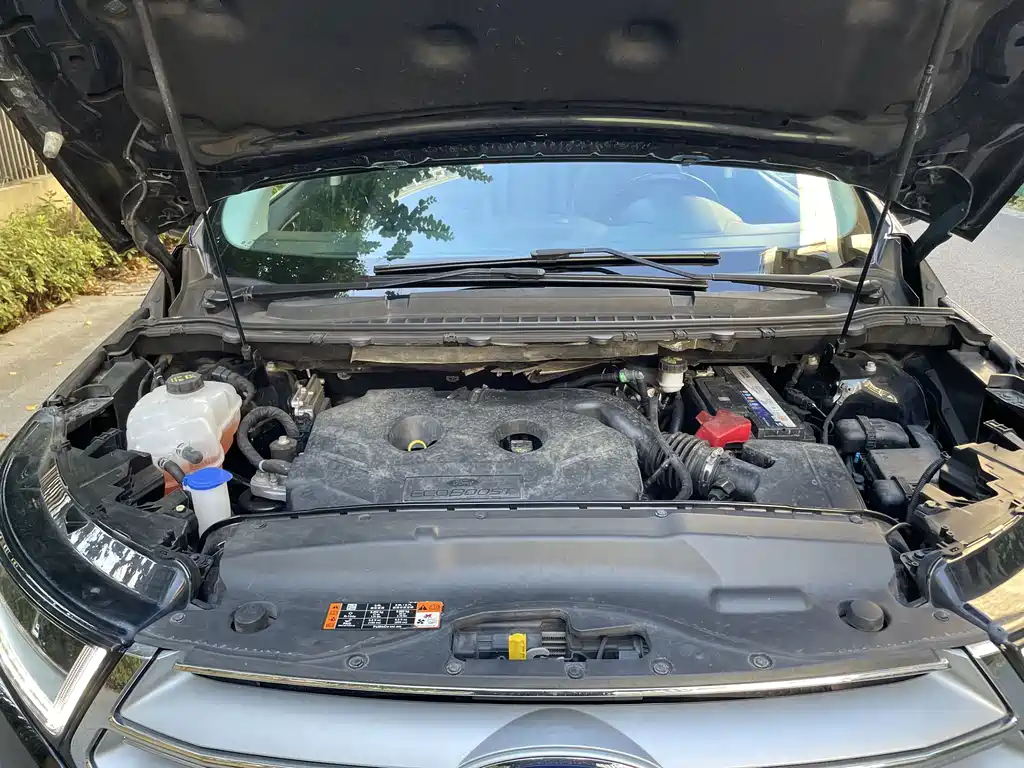 Ford Edge — миниатюра 9