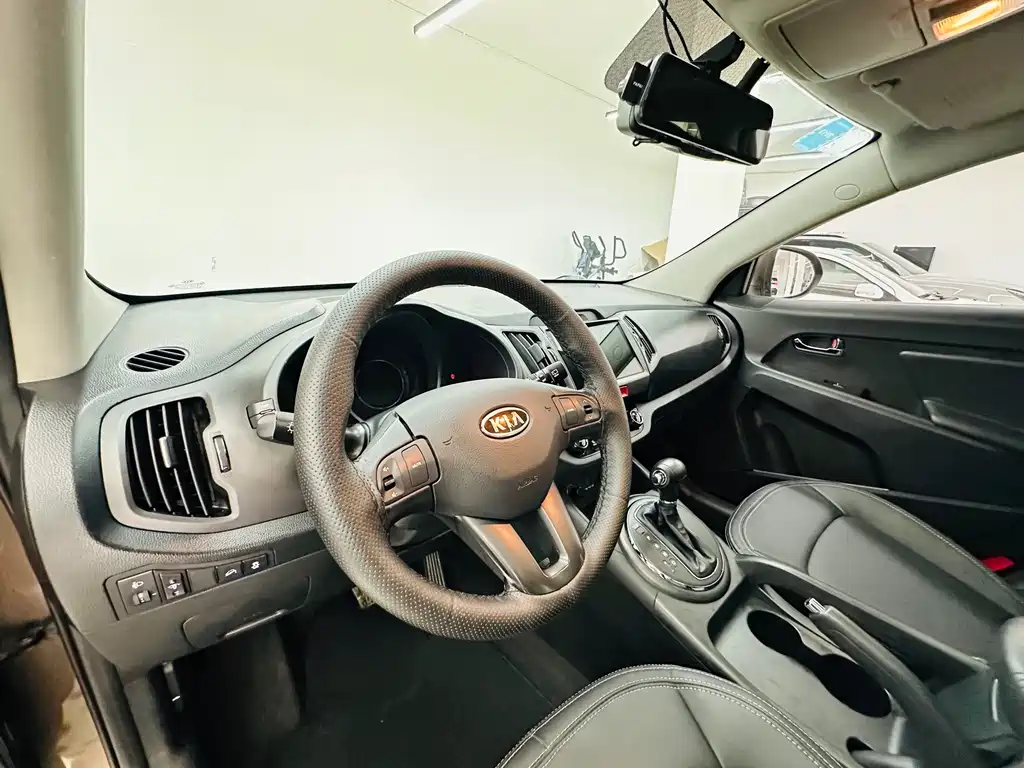 Kia Sportage — миниатюра 16