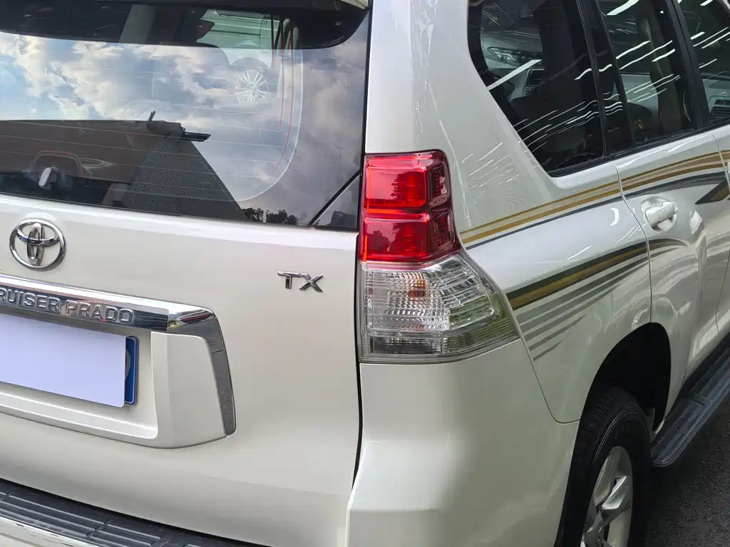 Toyota Prado (Import) — миниатюра 7