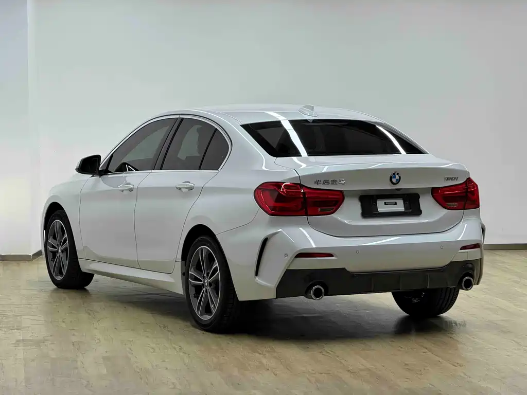 BMW 1 Series — миниатюра 27