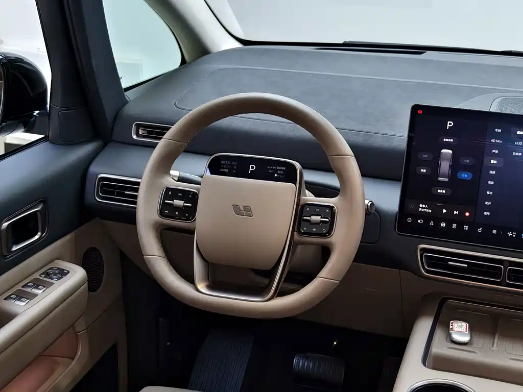 Li Auto Li MEGA — миниатюра 15