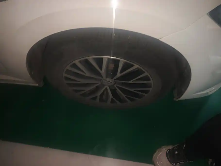 Volkswagen Sagitar — миниатюра 6