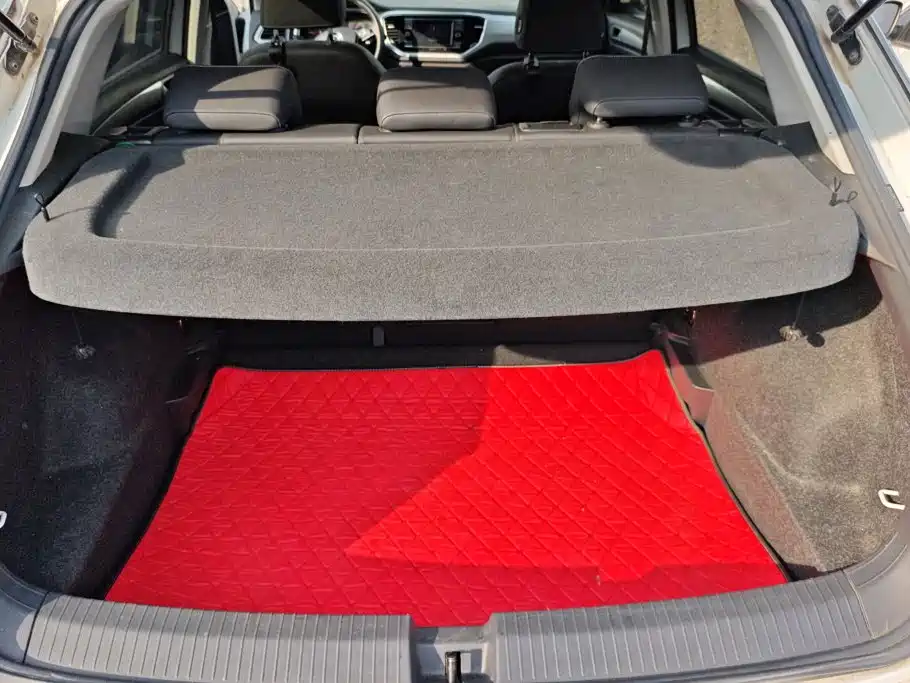 Volkswagen T-Roc — миниатюра 3