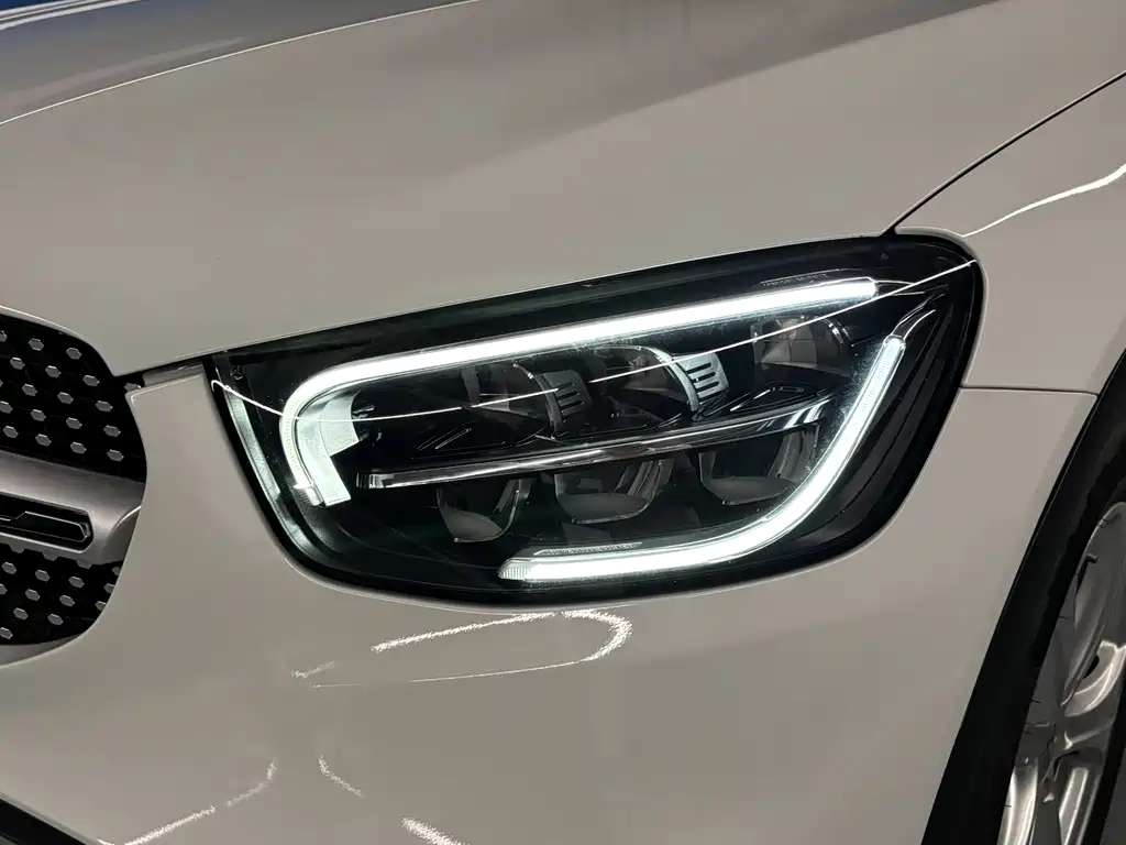 Mercedes-Benz GLC — миниатюра 14