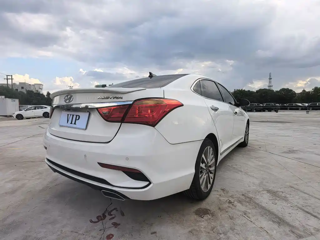 Hyundai Mistra — миниатюра 5