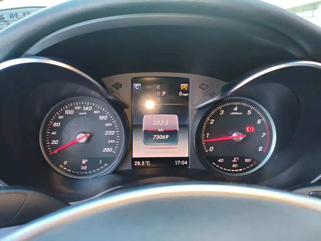 Mercedes-Benz C-Class — миниатюра 12