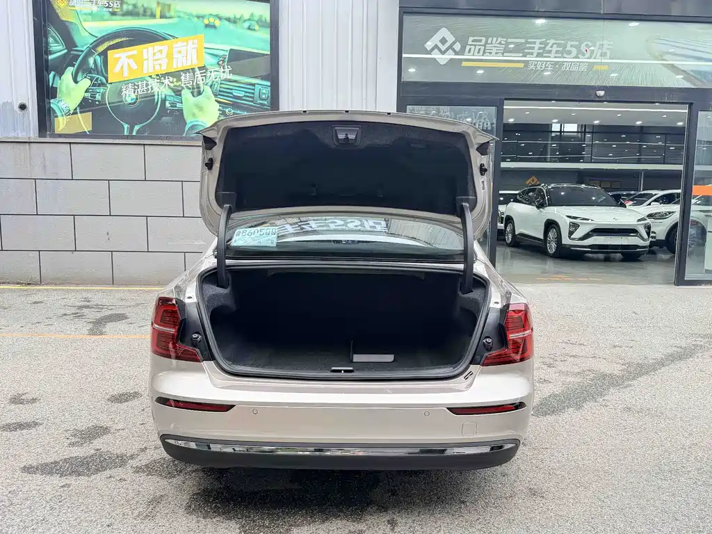 Volvo S60 — миниатюра 9