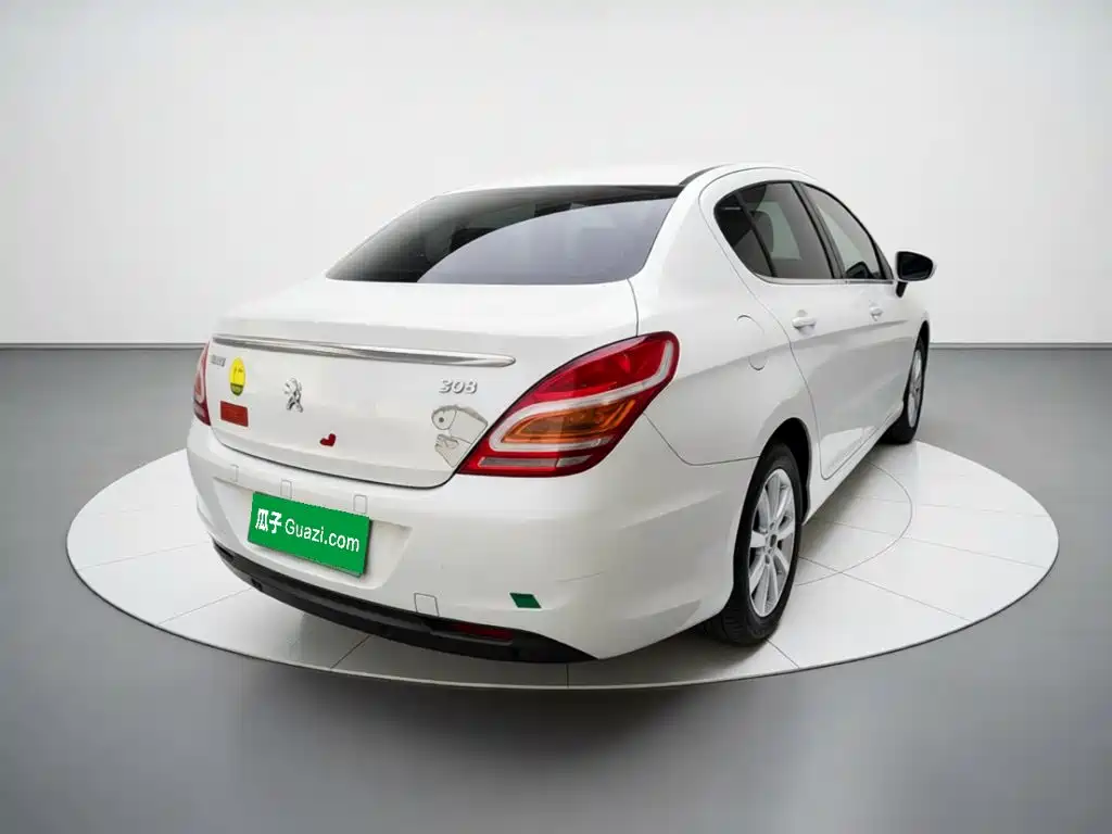 Peugeot 308 — миниатюра 4
