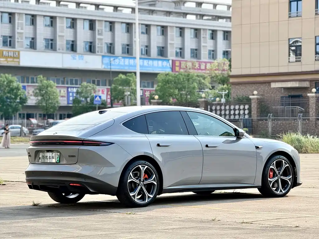 NIO ET5 — миниатюра 7