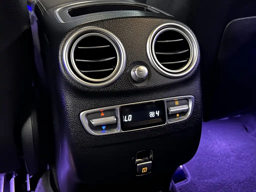 Mercedes-Benz GLC — миниатюра 18