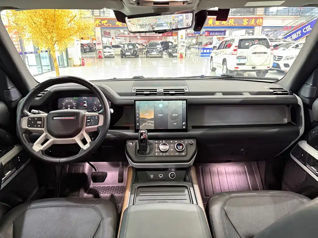 Land Rover Defender — миниатюра 11