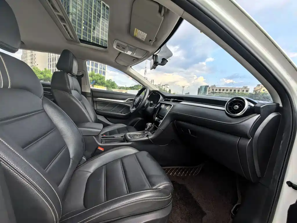 MG MG6 — миниатюра 13