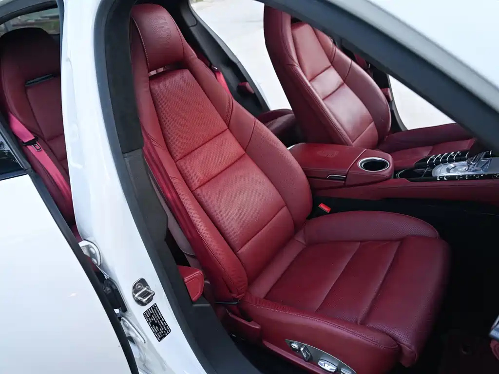 Porsche Panamera — миниатюра 16