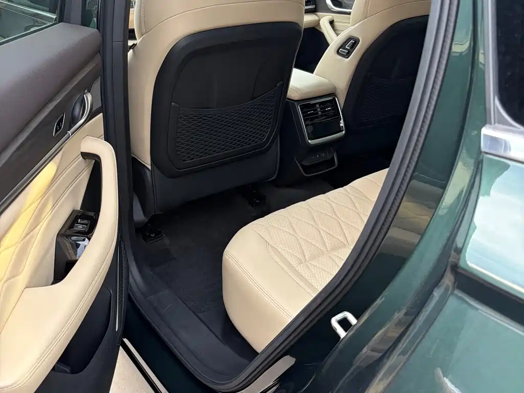 Geely Xingyue L — миниатюра 21