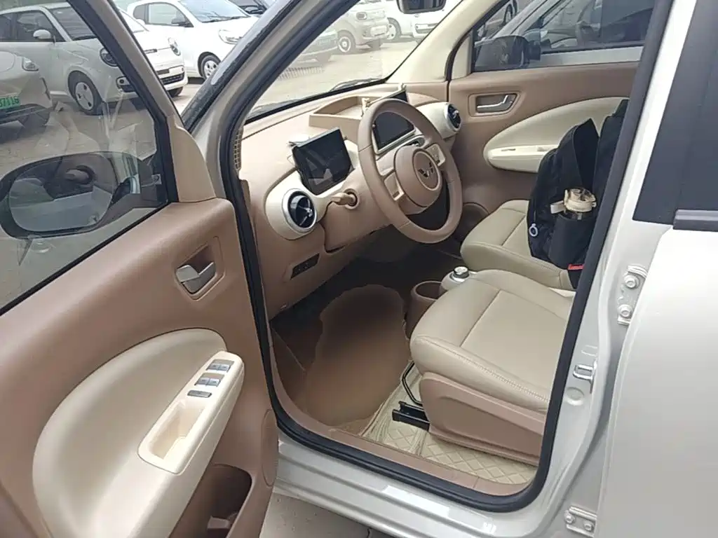 Wuling MINIEV — миниатюра 16