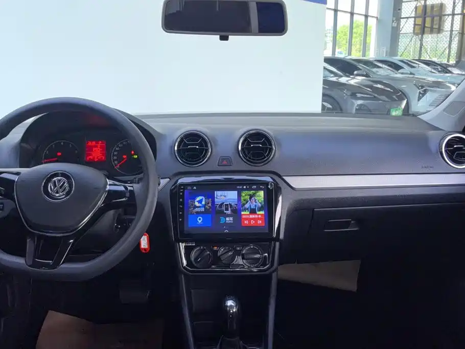 Volkswagen Jetta — миниатюра 13